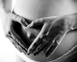 Зміни пупка у вагітних